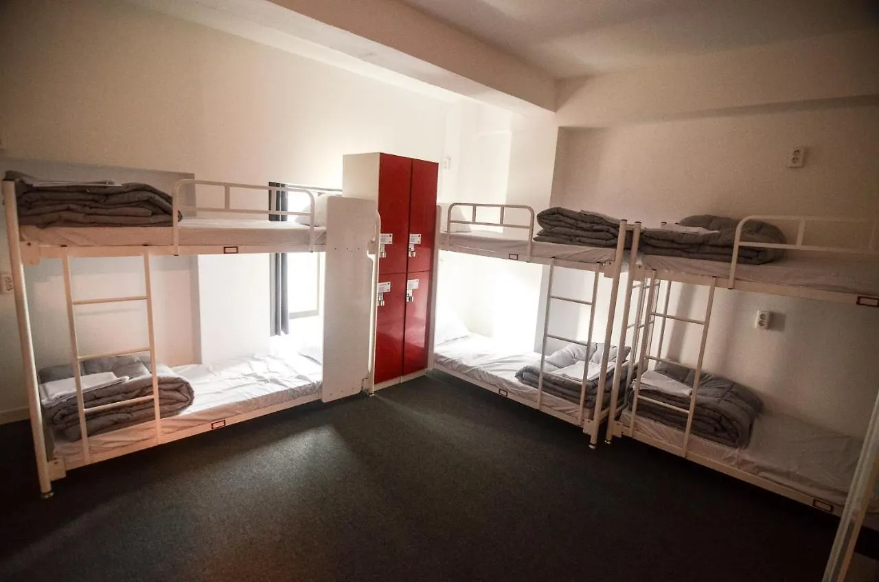 One Way Guesthouse Μπουσάν
